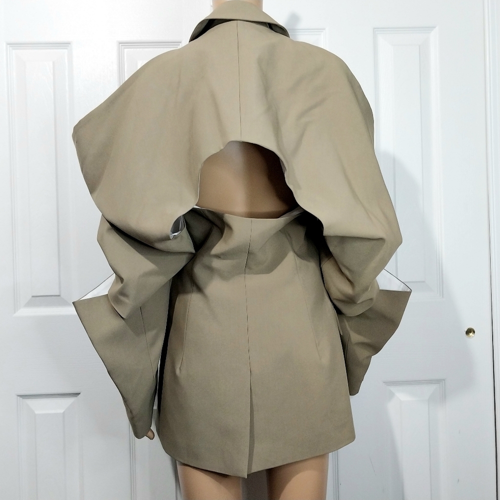 JNYLON studios Three Dimensional Sleeve Blazer, S… - image 4